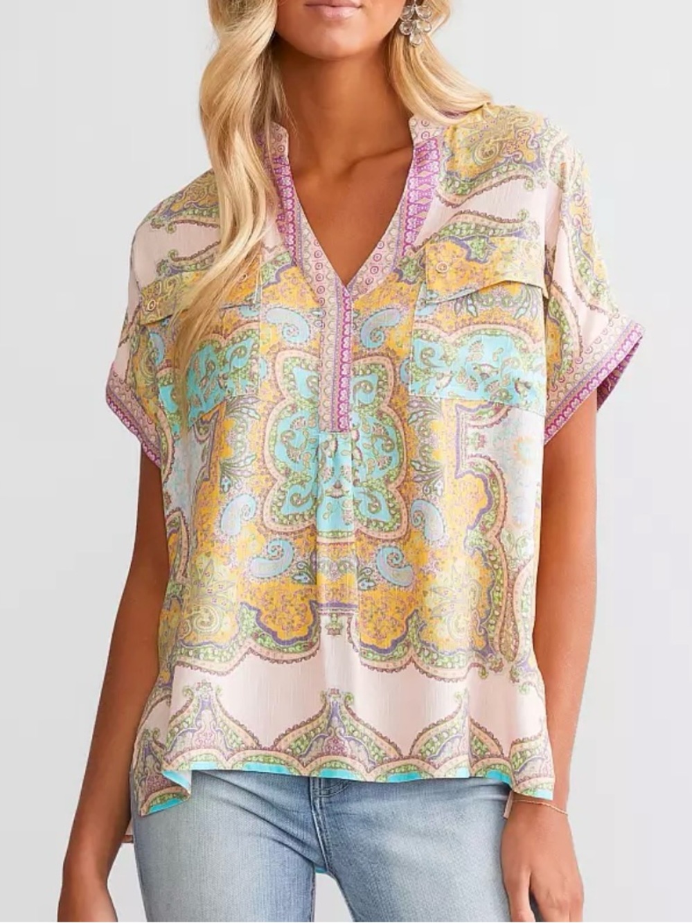 Daytrip Pastel Paisley V-Neck Short Sleeve Blouse